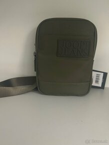 NIKE,CALVIN KLEIN,EASTPACK kapsičky - 19