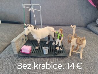 Schleich domceky,kone, serie - 19