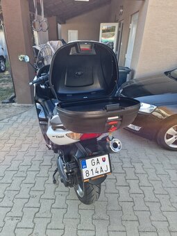 Yamaha T-Max 500 XP 44k (benzín) - 19