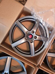 Duster kaptur crv cx5 tucson sportage 5x114,3 r17 - 19