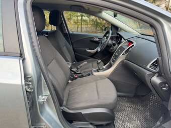 Opel Astra 1.7cdti SportTourer 2012 PLNE POJAZDNÉ - 19