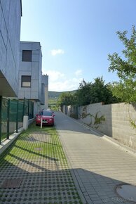 Luxusný 5i. RD 210m, Jurská ul., 2x PARKING, TERASA, KLÍMA - 19