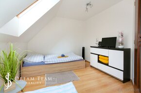 Zabehnutý apartmánový rodinný dom +wellness Banská Štiavnica - 19