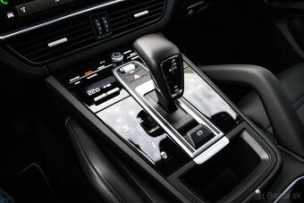 Porsche Cayenne Coupe 4x4 Platinum A/T - 19