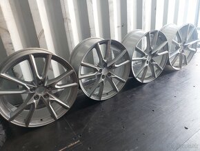 Nové orig. Audi 5x112R20 8J ET39 - 19