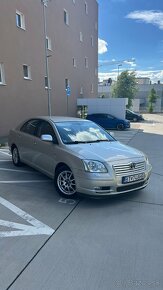 Predam Toyota Avensis 2.0 - 19