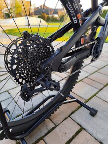 YT Capra MX Core 3 Carbon L - 19