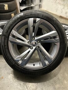 Letná sada VW Tiguan RLine 5x112 R19 , 255/45/19 VW Valencia - 19