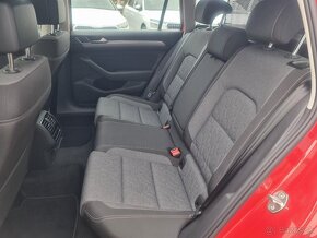 Predám VW Passat Kombi 2023/9 2.0tdi virtual kokpit - 19