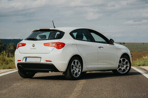 Alfa Romeo Giulietta 1.4 Veloce - 19