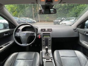 Volvo V50 Combi 1.6D 80kW tažné klima kůže senzory 2007 - 19