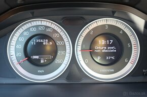 Volvo V60 D5 AWD Momentum Geartronic - 19