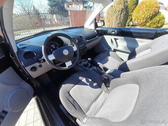 Volkswagen New Beetle Cabrio 1.4 16V - 19