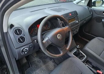 Volkswagen Golf Plus 1,9 TDI nafta manuál 66 kw - 19