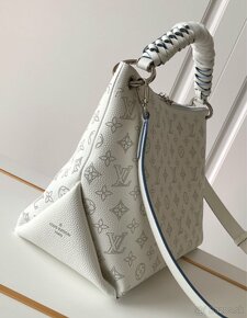 Louis Vuitton Beaubourg Hobo Bags - 19