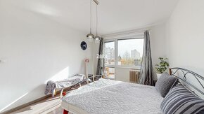 Nad Jazerom  pekný 3-izbový byt ul. Jenisejská,67 m², loggia - 19