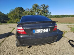 Mercedes Benz Sport Coupe - 19