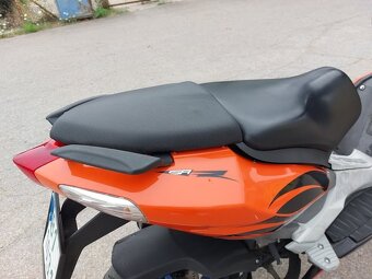 2005 APRILIA SR 50  naj.15000 KM po servisu - 19