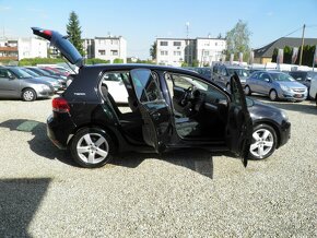 Volkswagen Golf 1.6 TDI Comfortline - 19