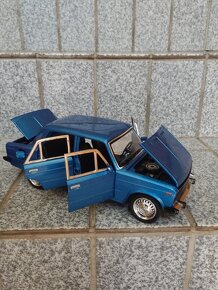 Lada 2106 žiguli kovový model mierka 1:18,mierka 1:24 - 19