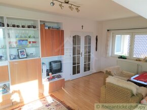 Dvojgeneračný 7 izbový rodinný dom v Trstíne na predaj - 19