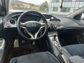 Predám Honda Civic 8g 1.8VTEC, 103kW - 19