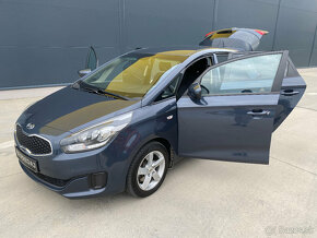 KIA CARENS 7.MIESTNA, mod.2015 - 19