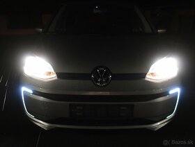 Volkswagen e-Up r.8/2017, 60kW/72k, 1.majiteľ, šedá metalíza - 19