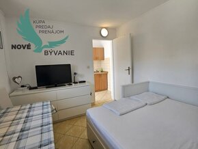 Na predaj dom 4x apartmán s výhľadom na more v Chorvátsku - 19