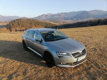 Škoda Superb 2019 webasto ťažne virtual kokpit

 - 19