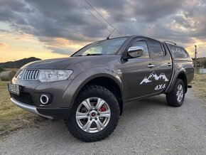 MITSUBISHI L200 2,5DID 131kw kožený paket r.v.2013 - 19