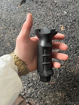 sniperka helma vesta zasobnik grip kamuflaz - 19