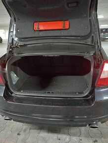 Volvo S80 V8 4.4i - 19