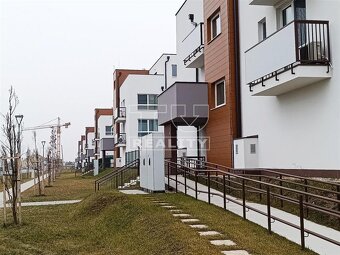 1-IZBOVÝ BYT,NOVOSTAVBA,BALKÓN,IVANKA PRI DUNAJI,37m2 - 19