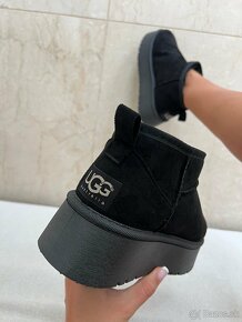 Ugg platform mini dámske čižmy čierne - 19