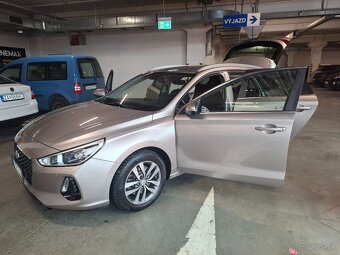 Predám Hyundai i30 combi 1,4 benzin rok 2017 - 19