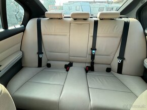 BMW 335d e90 LCI  | KEYLESS, strešné okno, individual audio - 19