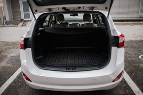 Hyundai i30 1.6 GDI DOHC Style - 19