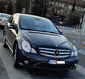 Mercedes-Benz R350 - 19