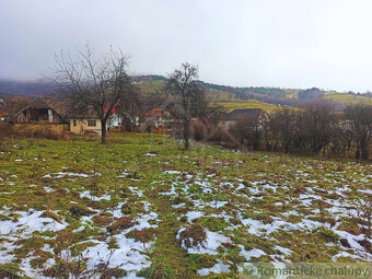 Vidiecký dom / chalúpka s veľkým 25- árovým pozemkom - 19