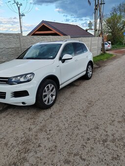 Predám SUV volkswagen Touareg 3l 4x4 - 19