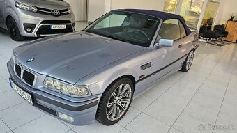 BMW Rad 3 Cabrio 328i AT/5 - 19