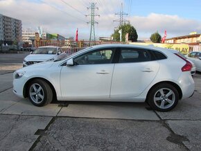 Volvo V40 D2 Kinetic - 0% Akontácia - 19