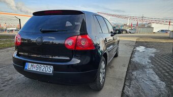 Volkswagen Golf 1.6 FSI Comfortline - 19