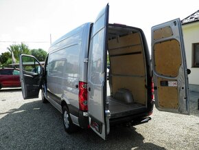 Volkswagen Crafter Dodávka 35 2.0 TDI LR - 19