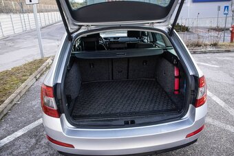 Škoda Octavia Combi 2.0 TDI Edition 4x4 - 19