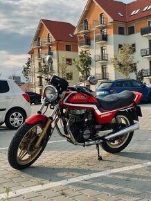 Honda CB400N