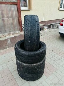 Predam preumatiky 245/45r18 zimne - 1