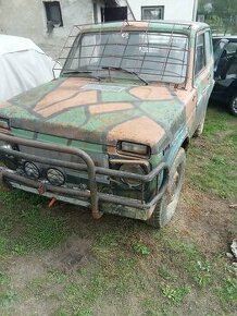 Lada Niva 1,6benzin+Lpg na propanbutan flasu.