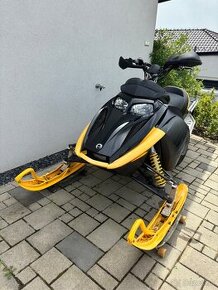 Brp Ski-Doo 800 Bombardier